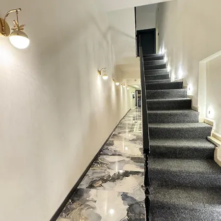 Hotel Nil Mars 3*